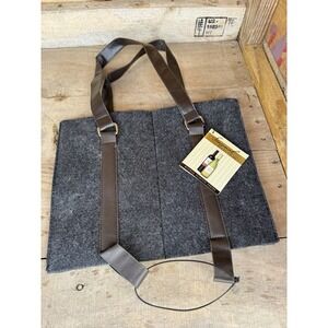 Wine‎ Bottle Tote, holds 2 bottles, Grey with faux leather handles NWT
